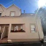 Kisvoelgy House Διαμέρισμα Έγκερ