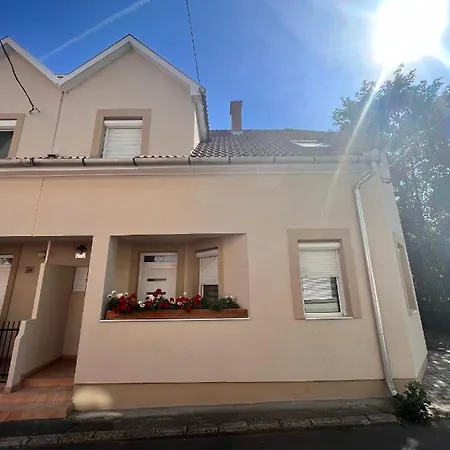 Kisvoelgy House 公寓 埃格尔
